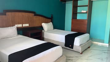 Classic Twin Room | Free WiFi