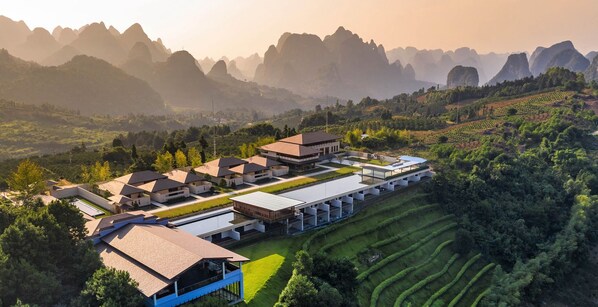 Exterior - Misty Wonderland (Guilin)