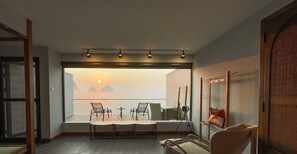 Suite familiar, vistes a la vall | 2 dormitoris, caixa forta a l'habitació i cortines opaques 