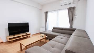 Family Room | Free WiFi