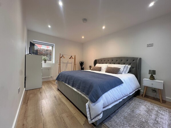 1 chambre, fer et planche à repasser, Wi-Fi, draps fournis