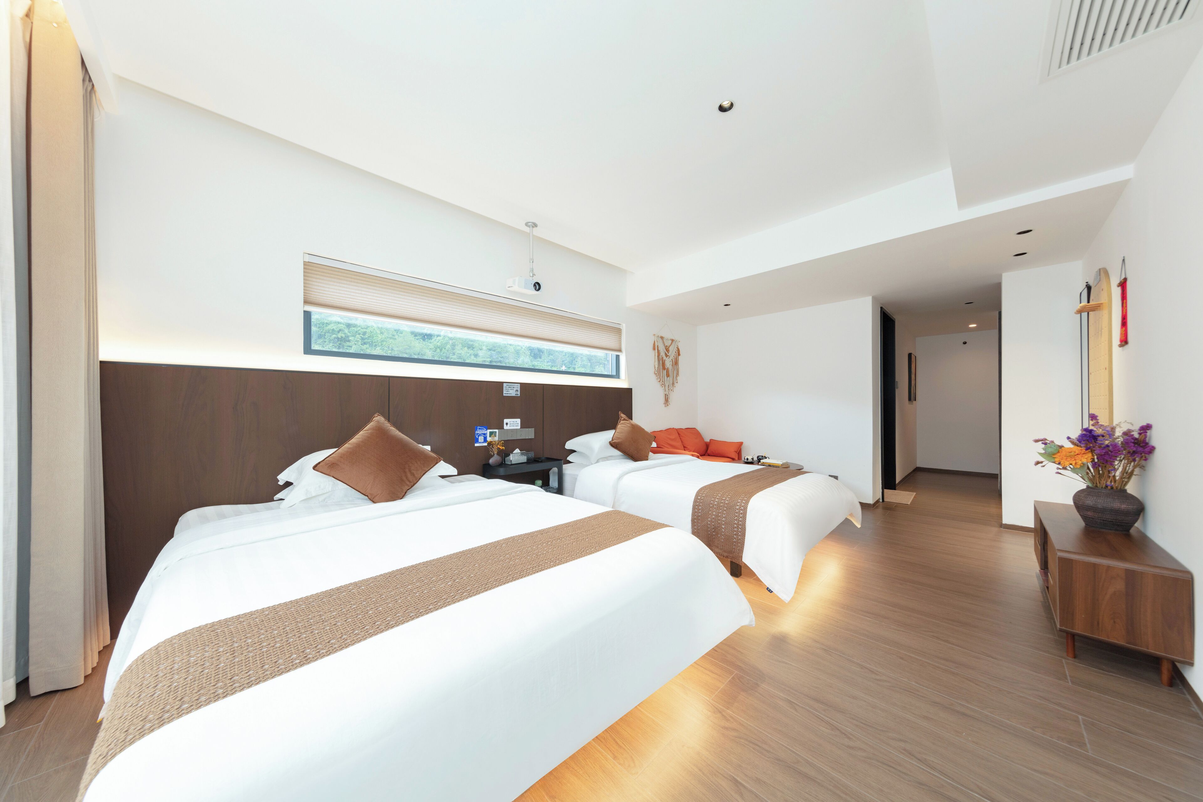 Superior-herbergi fyrir þrjá | Myrkratjöld/-gardínur, hljóðeinangrun, straujárn/strauborð