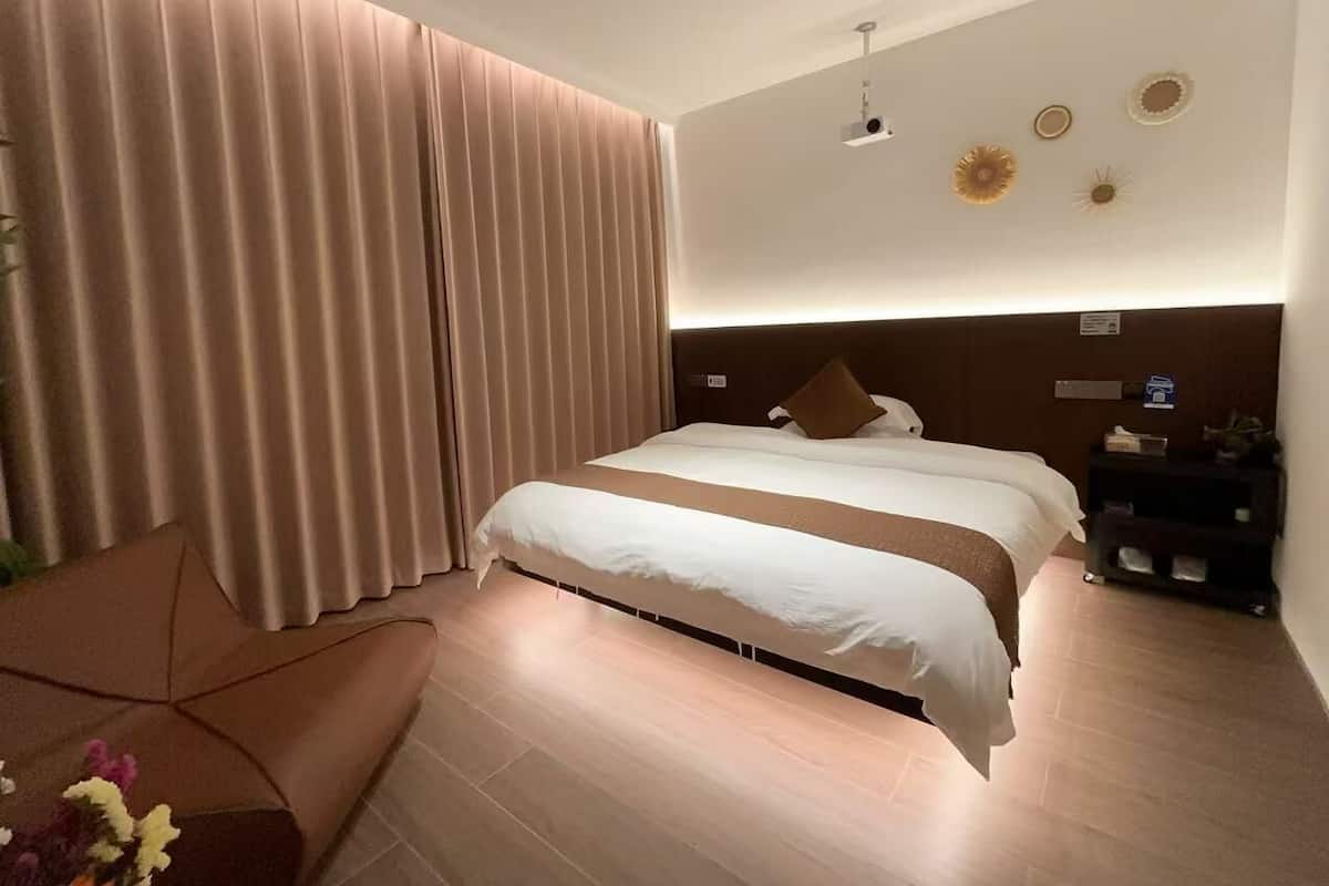 Cortinas blackout y sistema de insonorización
