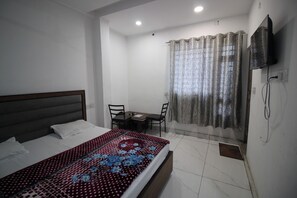 Free WiFi - Hotel Classic Bar & Restaurant (Baddi)