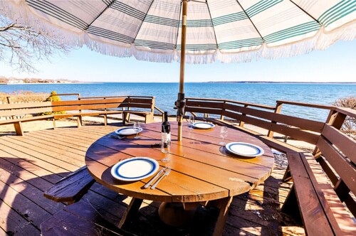 Beachfront Retreat - 5BR Home with Stunning Views