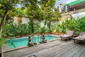 Sun deck