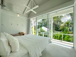 2 bedrooms, desk, iron/ironing board, free WiFi - Villa Atara - 2BR Premium Private Pool Villa Pererenan (Kecamatan Mengwi)