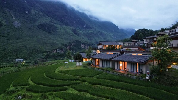 Exterior - Zhensu Canyon Sanctuary (Liupanshui)