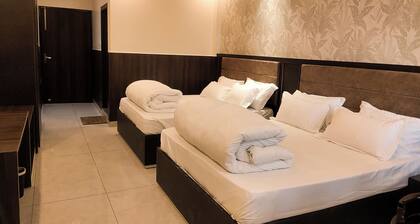Cottage Club Inn
