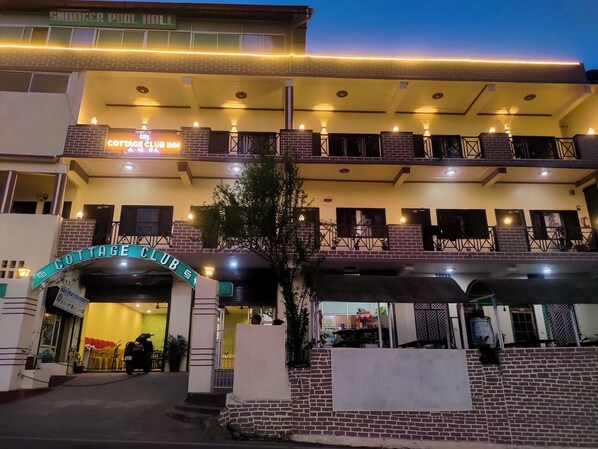 Fachada de la propiedad