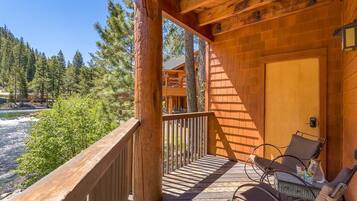 Condo, 1 Queen Bed with Sofa bed (Granite River Retreat at Alpine Meado) | Property grounds