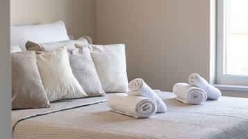 1 多间卧室、熨斗/熨衣板、免费 WiFi、床单