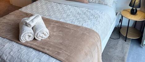 1 makuuhuone, silitysrauta/-lauta, Wi-Fi, vuodevaatteet