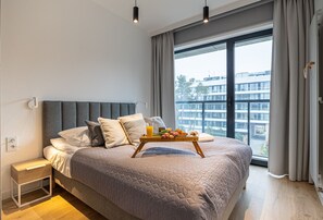 1 dormitorio, tabla de planchar con plancha, wifi gratis y ropa de cama