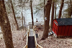 Property grounds - Great Fall pricing! Magical Views & Peaceful Vibes; private dock, kayaks, firepit, office! (Newtown)