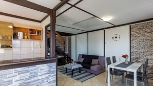 Unclassified image, 5 of 23, button - Karesz Holiday Home /w Terrace & Garden (Zalakaros)
