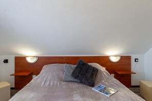 Standard House, Multiple Bedrooms, Mountainside (Karesz Holiday Home) | 2 bedrooms, free WiFi, bed sheets - Karesz Holiday Home (Zalakaros)