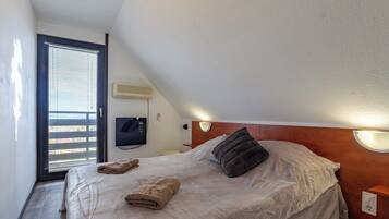 Standaard huis, meerdere slaapkamers, uitzicht op gebergte (Karesz Holiday Home) | 2 slaapkamers, gratis wifi, beddengoed