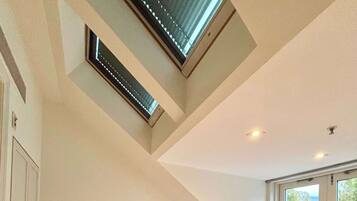 2 bedrooms, desk, iron/ironing board, WiFi