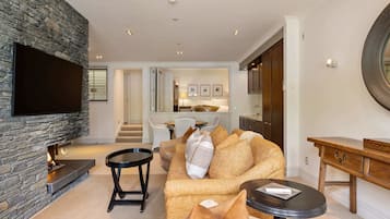 TV, fireplace, offices