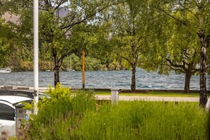 Parking - Glen Nevis 2- Queenstown Lakeshore Apt (Queenstown)