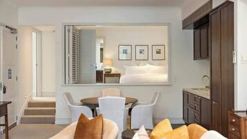 TV, fireplace, offices