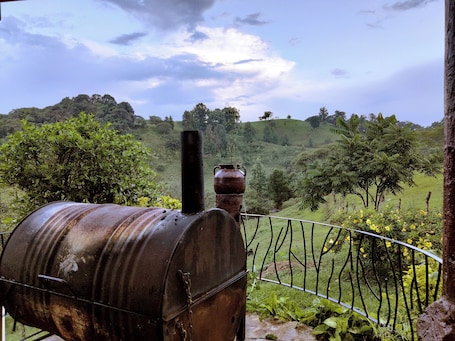 Property grounds. Vacation cottage in Xico, Veracruz