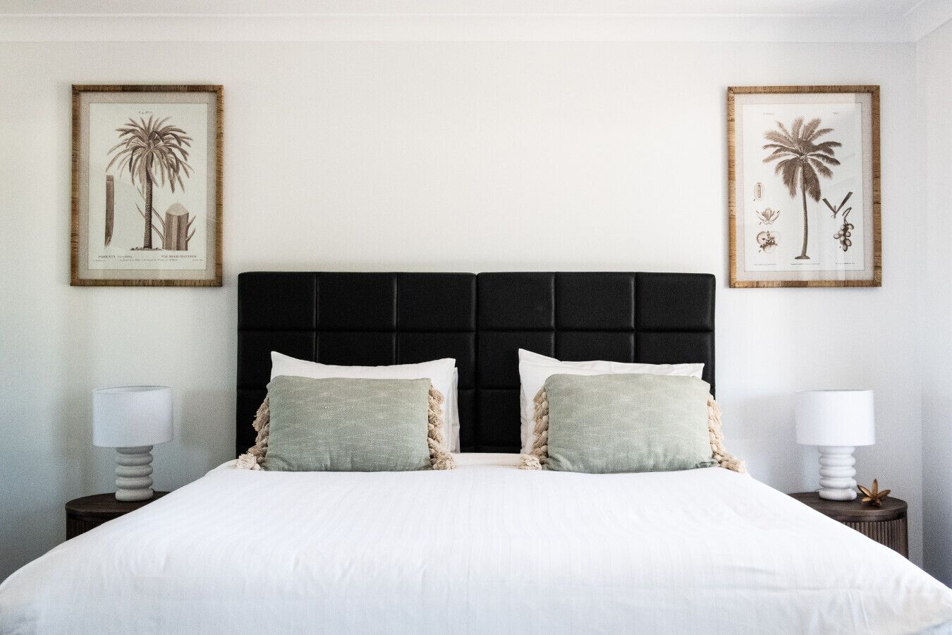 2 bedrooms, desk, iron/ironing board, travel crib