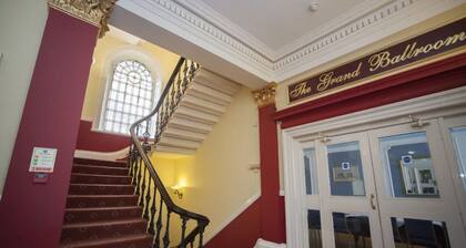 The White Swan Hotel