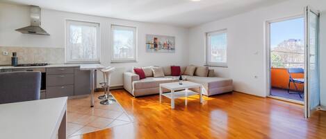 TV de tela plana 21 polegadas com canais a cabo