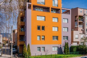 Family Apartment, Multiple Bedrooms (Cherry City Stay Apartment With) | Exterior - Cherry City Stay Apartment With Parking (Zagreb)