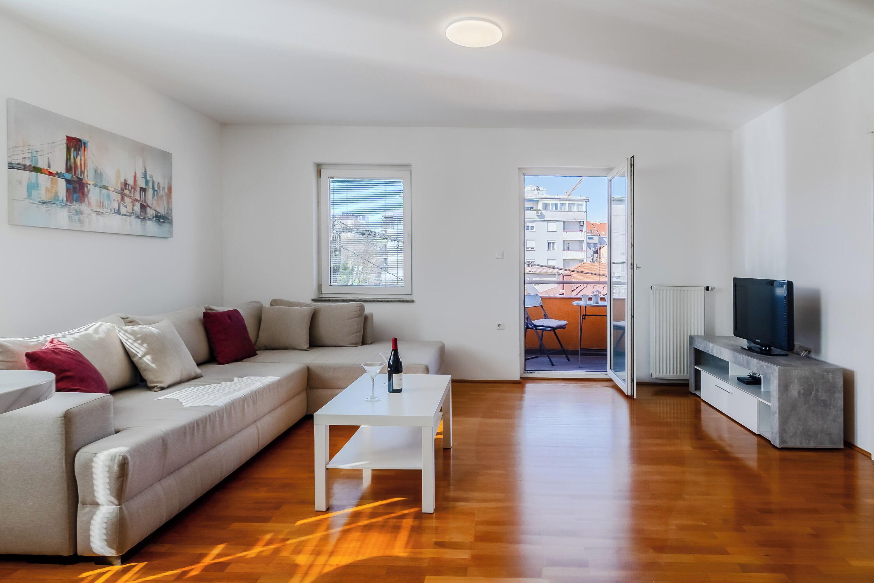 Televisión de pantalla plana