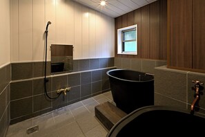 Hair dryer, towels, soap, shampoo - Free trout fishing experience at a private lodge -Sameiro-, Maibara City, Shiga (米原市)