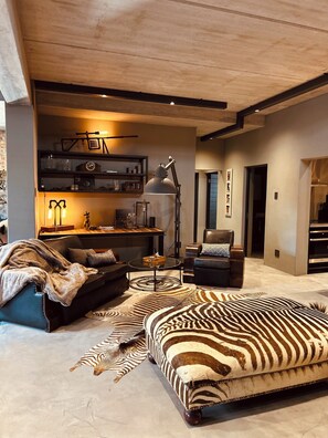 Interior - Exceptional BDSM and kink location in a quiet suburb of Cape Town (Cape Town)