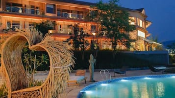 Piscina externa