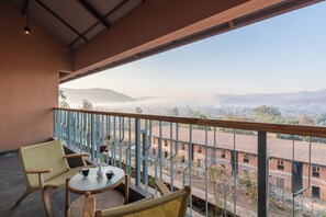 Mountain view - THE FORESTA RESORT  (Paud)