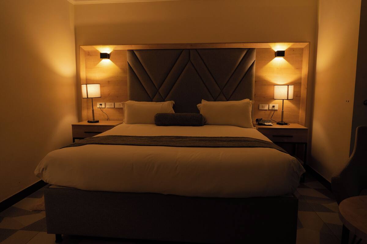 Deluxe Single Room, City View