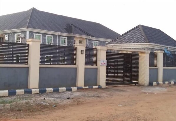 Front of property - Solino Hotels and Apartments (Benin City)