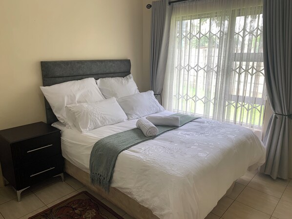 2 chambres, bureau, fer et planche à repasser, Wi-Fi