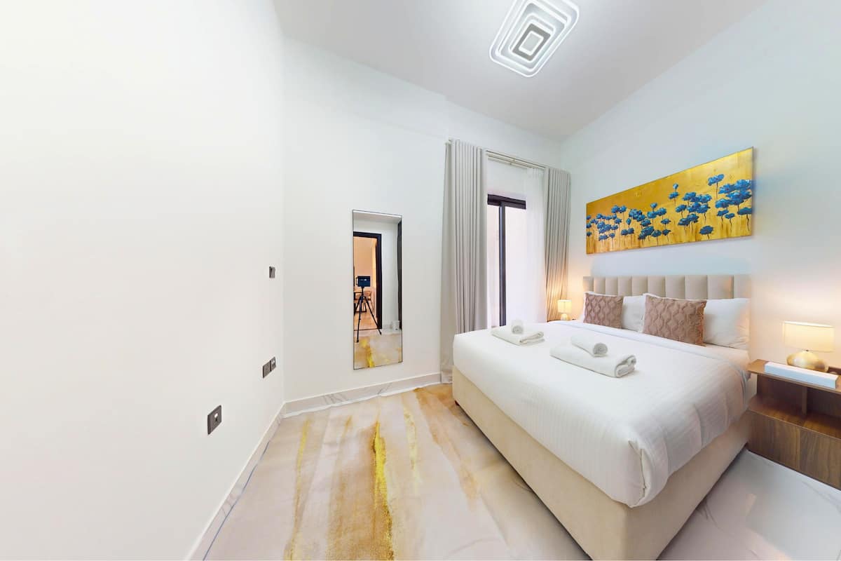 Deluxe Apartment, 2 Bedrooms, Balcony, City View