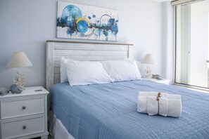 2 bedrooms, desk, iron/ironing board, free WiFi - 409 Beachfront Heated Pool Gulf View 2 Bedroom 1 Bath (Galveston)