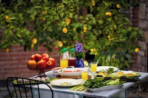 Breakfast meal - Zoi Urla (Urla)