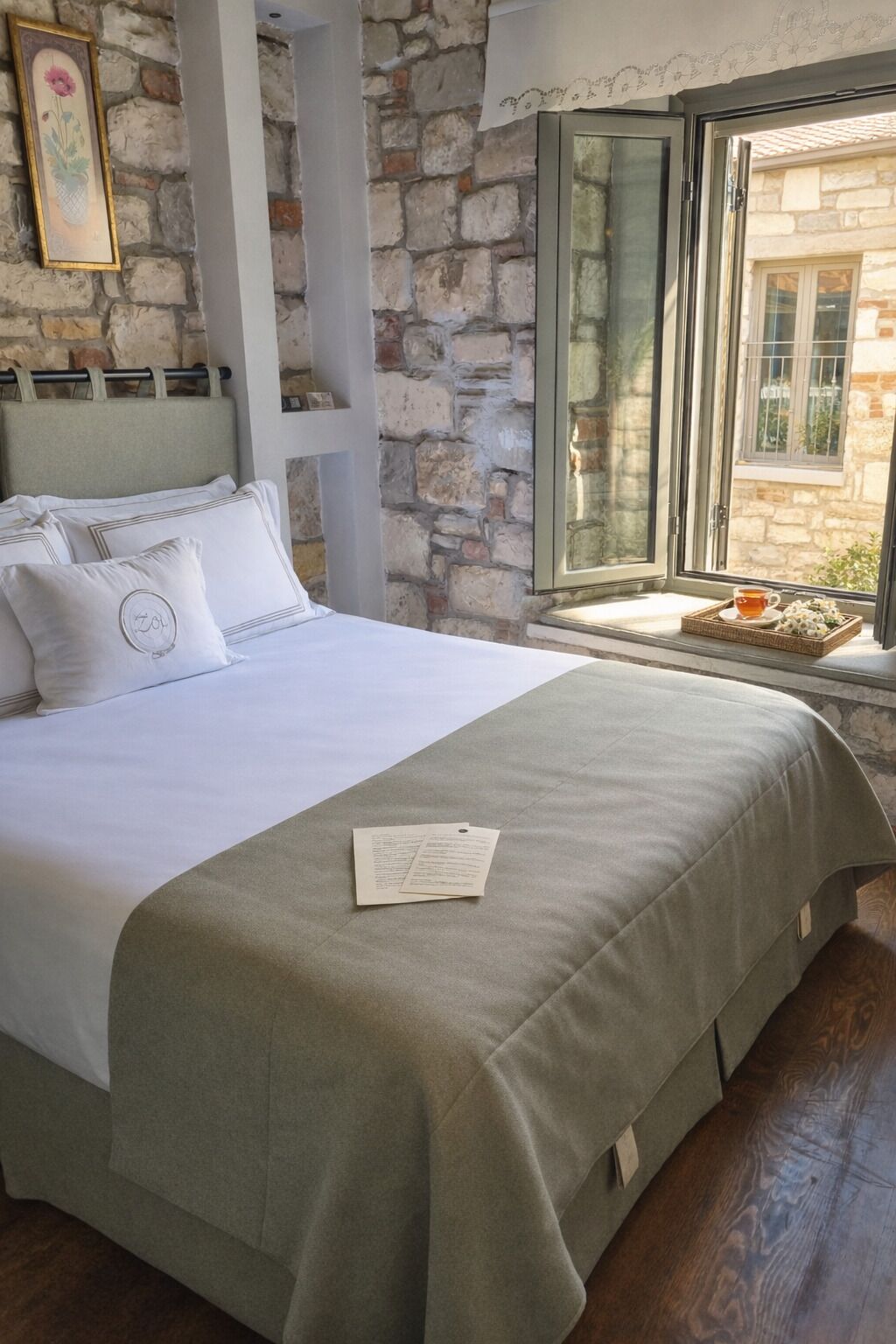 Serpent | Literie hypoallergénique, Wi-Fi gratuit, draps fournis