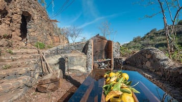 House, 1 Bedroom, Smoking, Terrace | Exterior