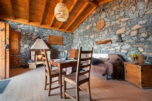 獨棟房屋, 1 間臥室, 吸煙房, 露台 | 客廳