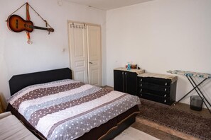 House, 4 Bedrooms, Smoking, Balcony | 4 bedrooms - Gera's House Near Clock Tower (Bitola)
