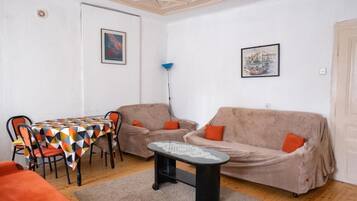 Casa, 4 camere da letto, fumatori, balcone | Soggiorno