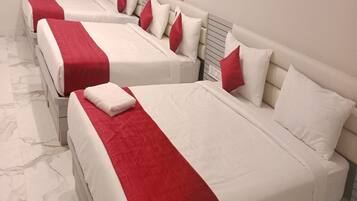 Family Double Room | Egyptian cotton sheets, premium bedding, desk, free WiFi