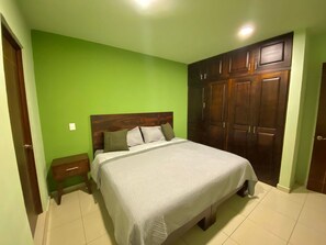 2 quartos, ferros/tábuas de passar roupa, Wi-Fi, roupa de cama