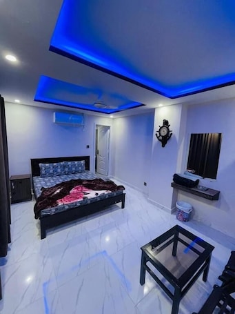 Deluxe Room, City View | Free WiFi